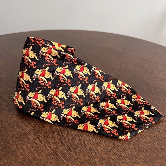 Winnie The Pooh & Tigger Polyester Disney Tie By‎ Exquisite Apparel - Picture 1 of 5